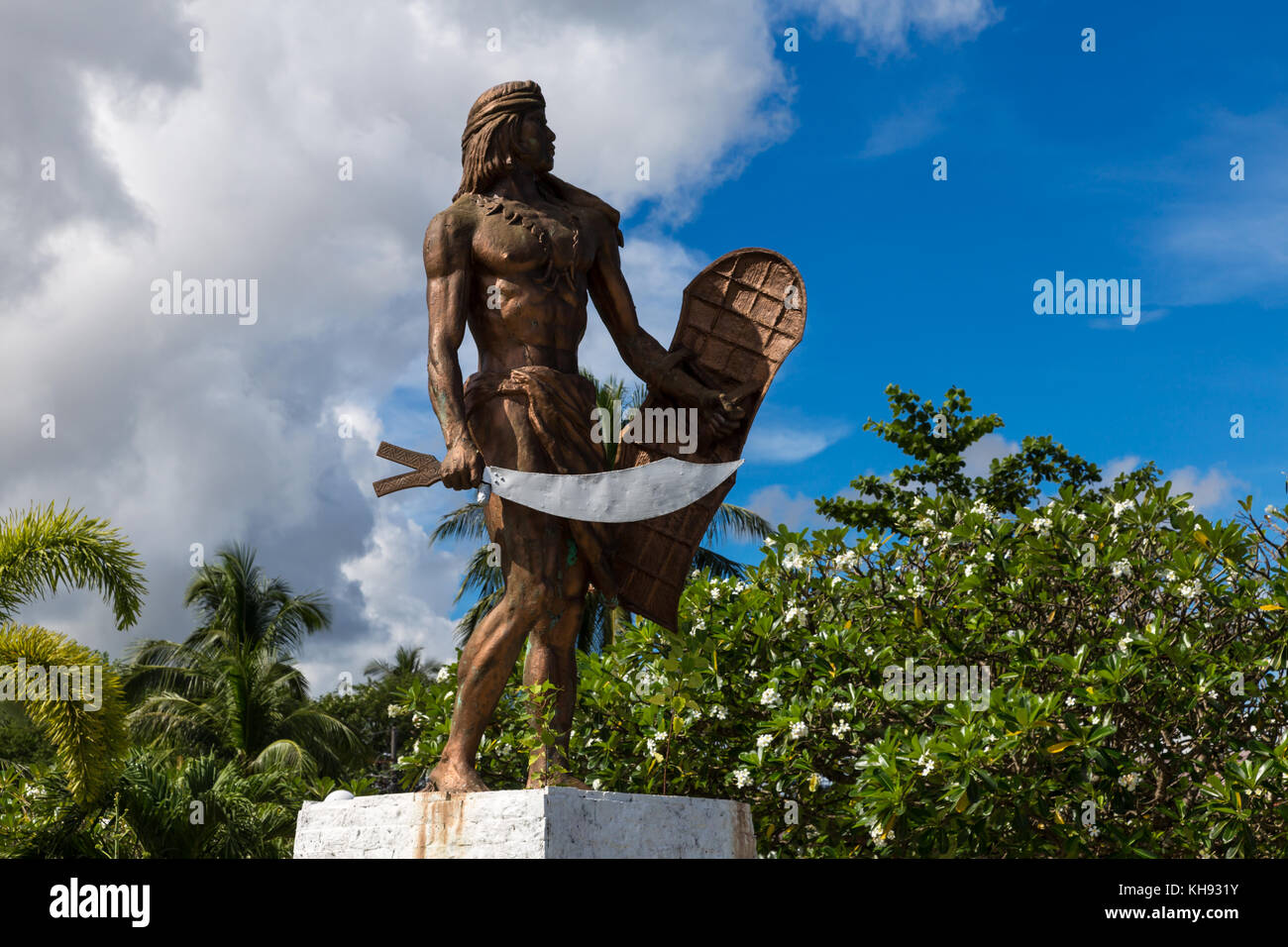 Asia, Philippines, Cebu, Mactan, Mactan Shrine, statue of Lapu Lapu, local chieftain who defeated the forces of Ferdinand Magellan, in 1521, Stock Photo
