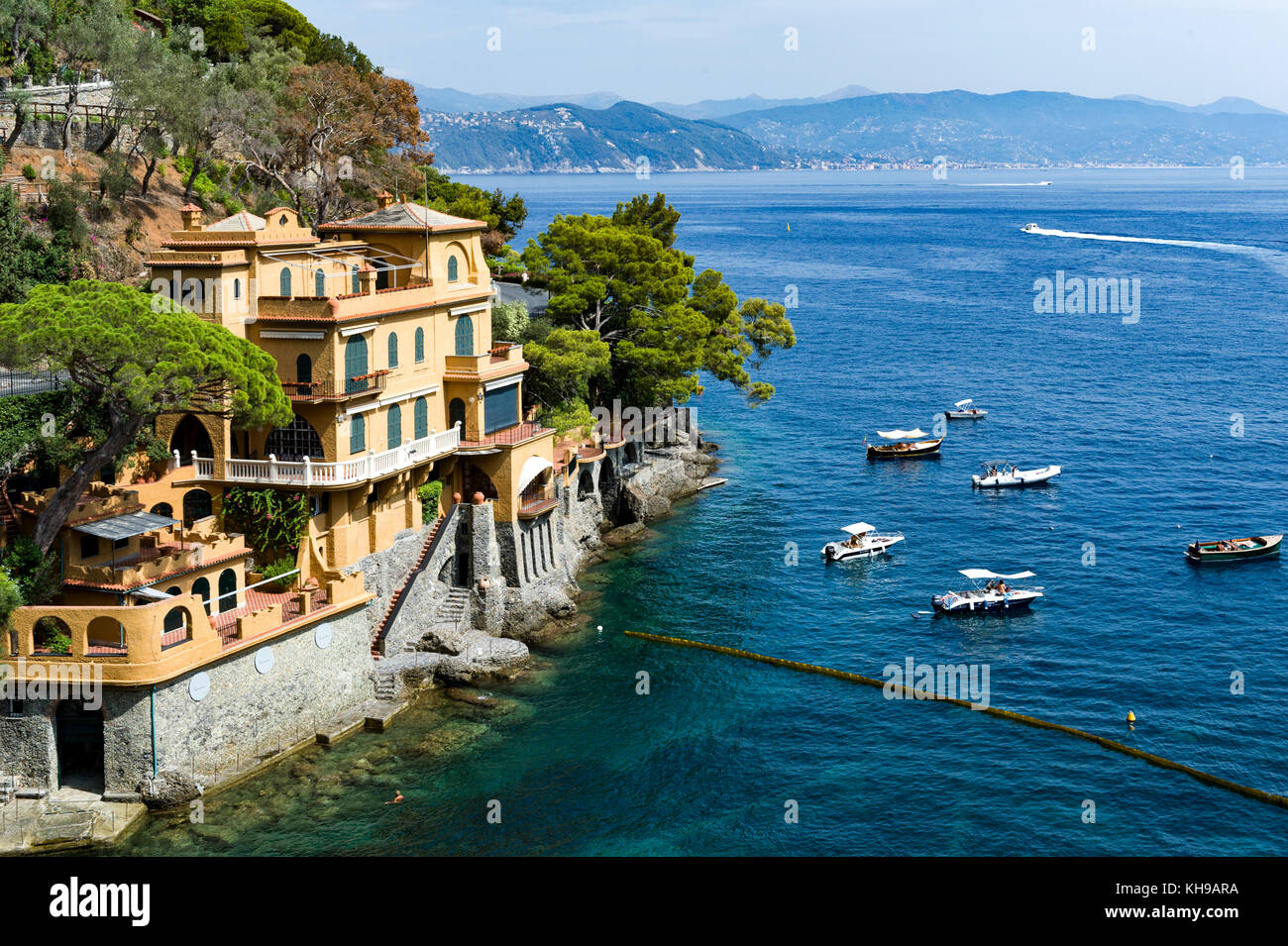 Europe. Italy. Liguria. Gulf of Tigullio, Italian Riviera. Portofino. The  Ligurian Coast. Villa overlooking the sea Stock Photo - Alamy