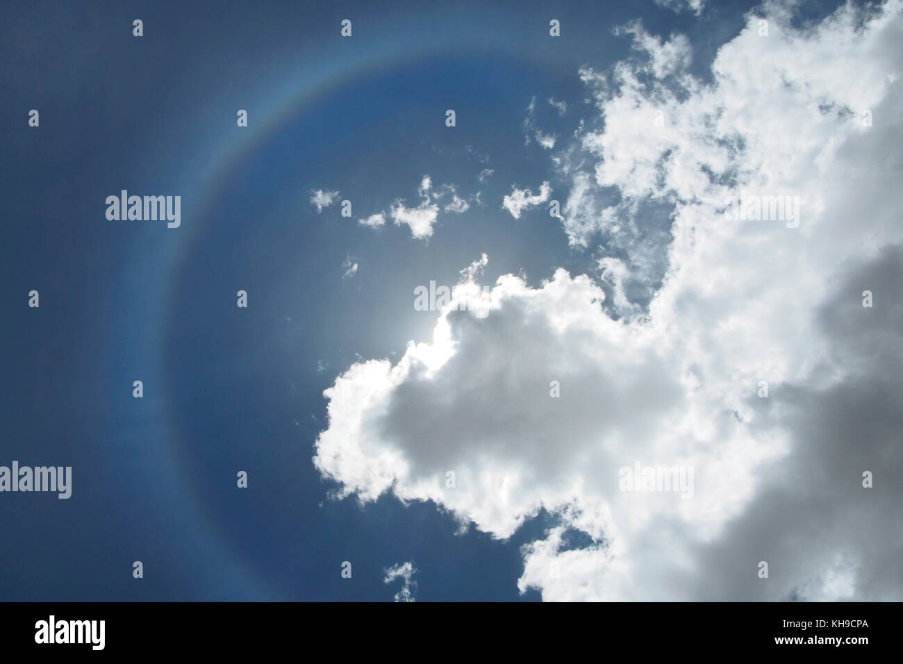 Clear blue sky and halo effect hi-res stock photography and images - Alamy