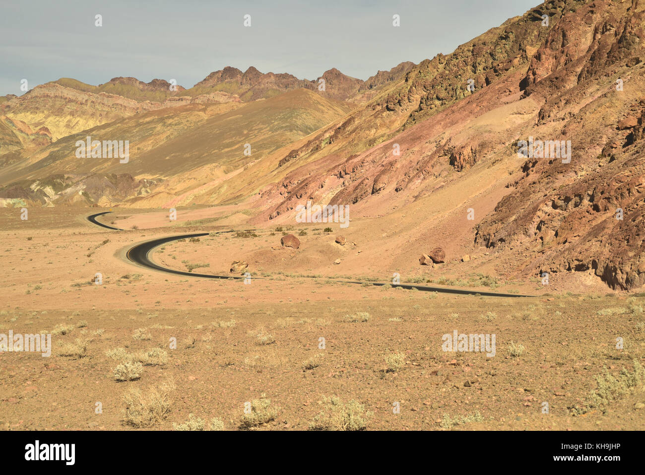 people walking Salt Flats Death Valley Stock Photo - Alamy