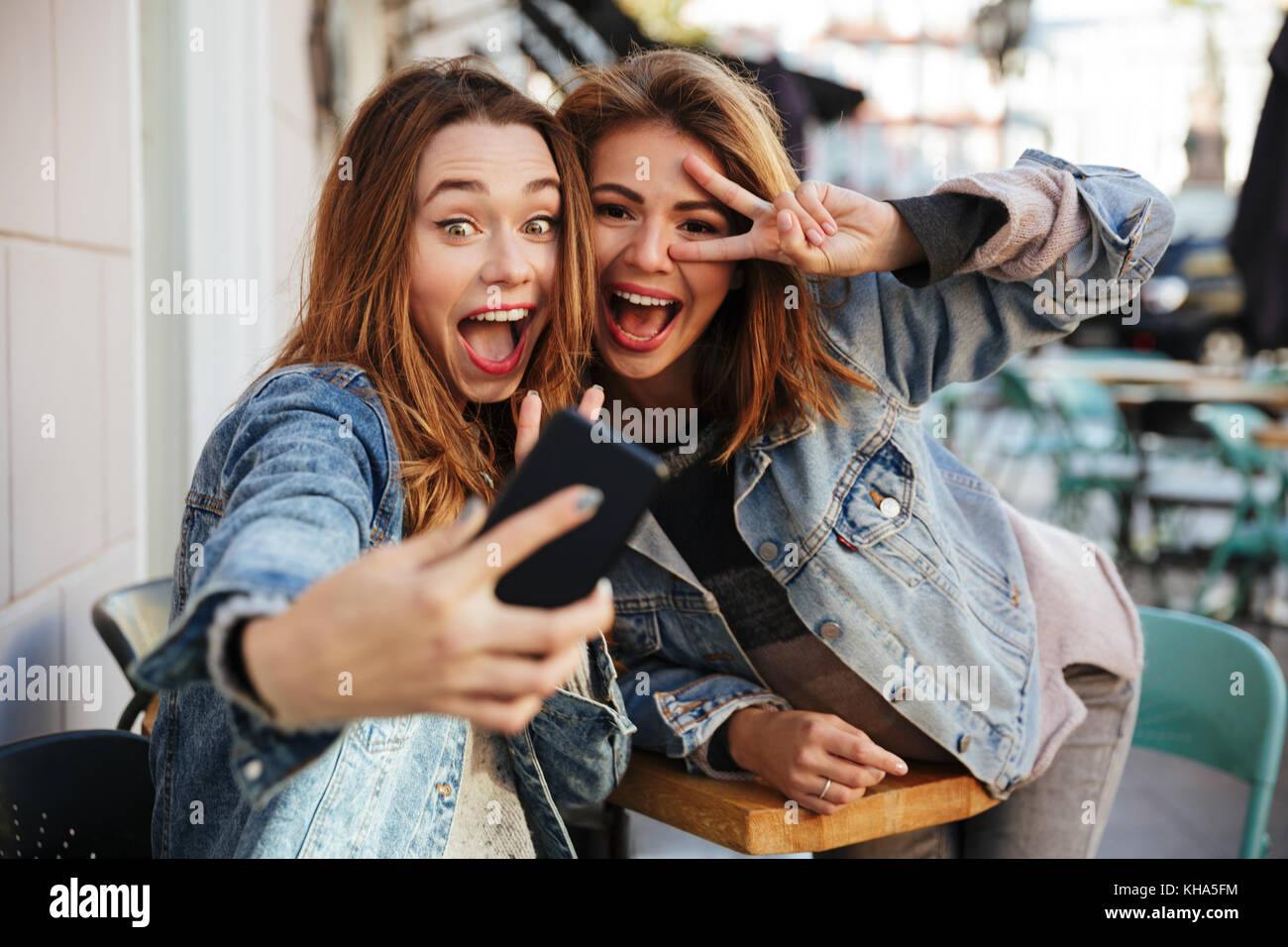 1,152 Selfie Concert Stock Photos, High-Res Pictures, and Images - Getty  Images