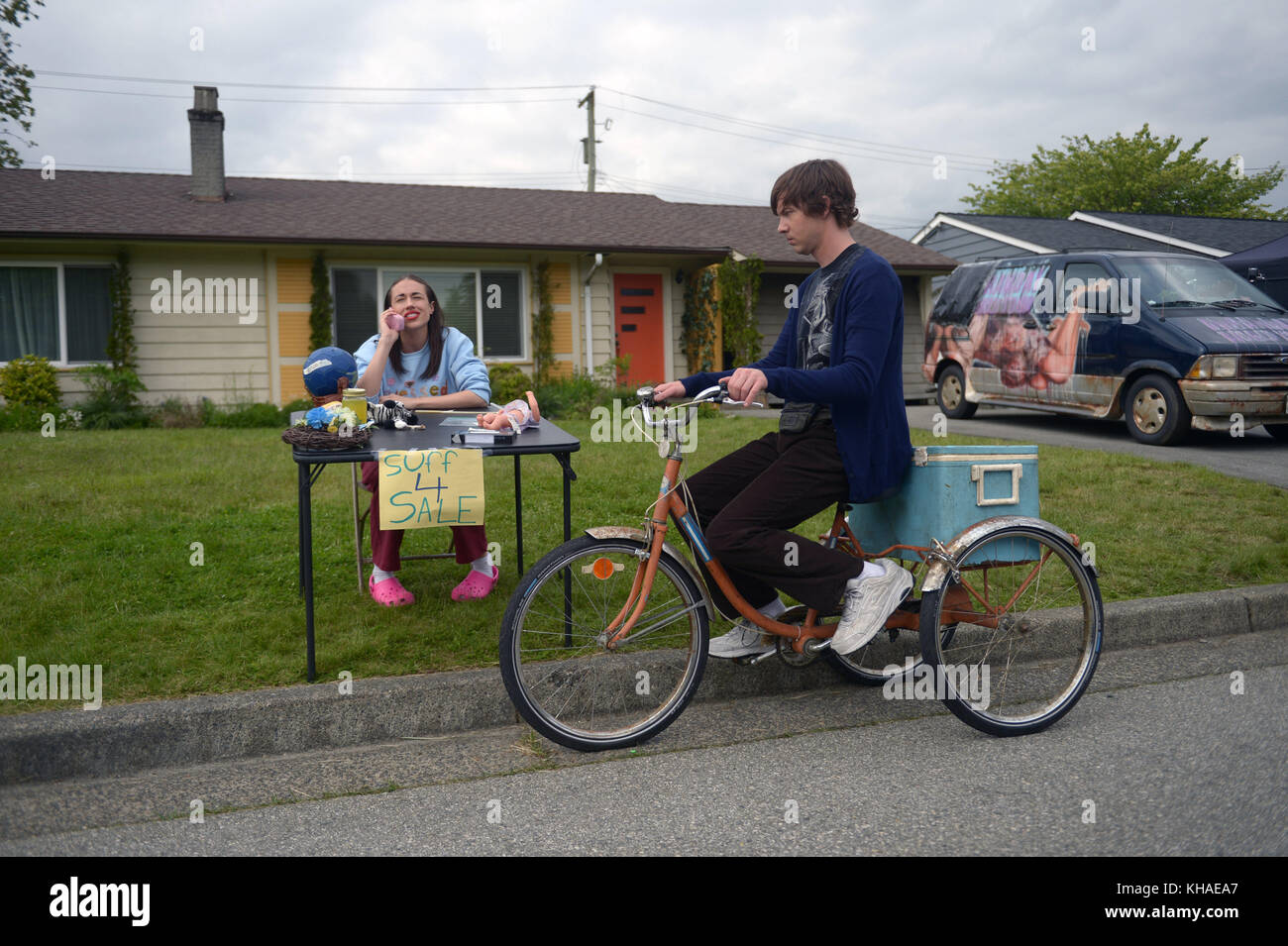 HATERS BACK OFF, lr Colleen Ballinger, Erik Stocklin in 'makeen the