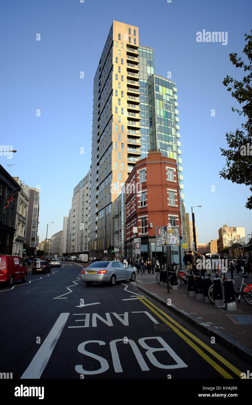 Bus lane road markings hi-res stock photography and images - Alamy