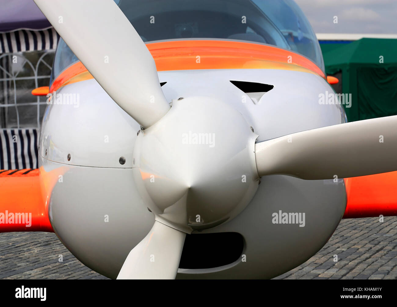 Threebladed piston engine of the small transport plane Stock Photo Alamy