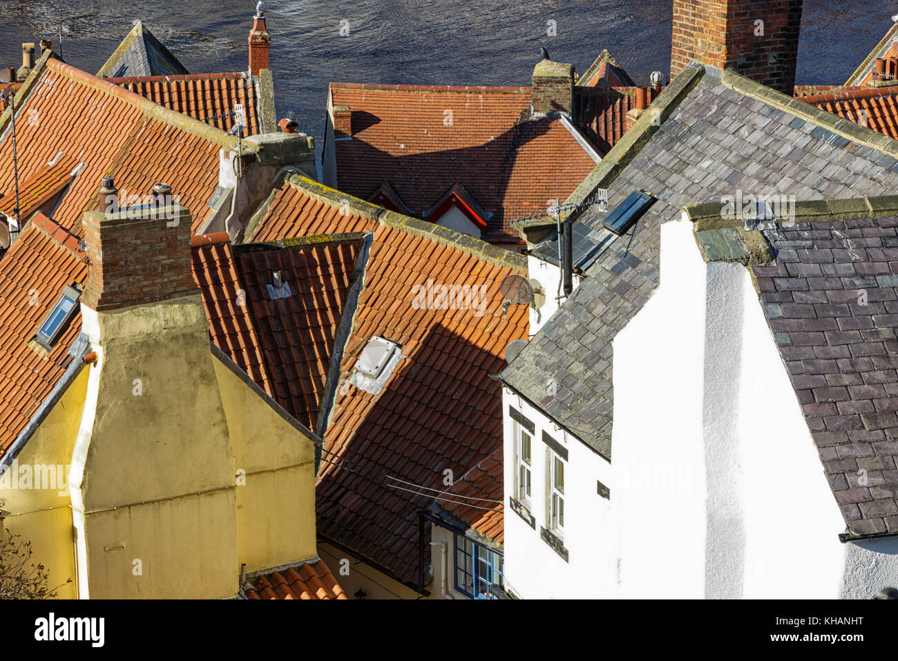 Whitby rooftops hi-res stock photography and images - Alamy