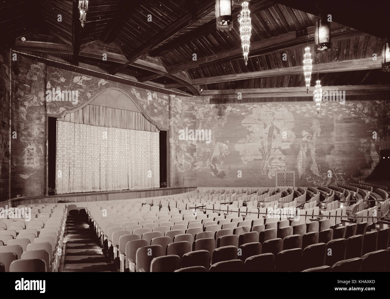 Interior view of the Paramount Theatre in Palm Beach, Florida. The historic movie palace was built in 1926 and designed in the Moorish Revival and Spanish Colonial Revival style by Joseph Urban as a silent movie theater just prior to the advent of "talkies". (Photo c1972) Stock Photo