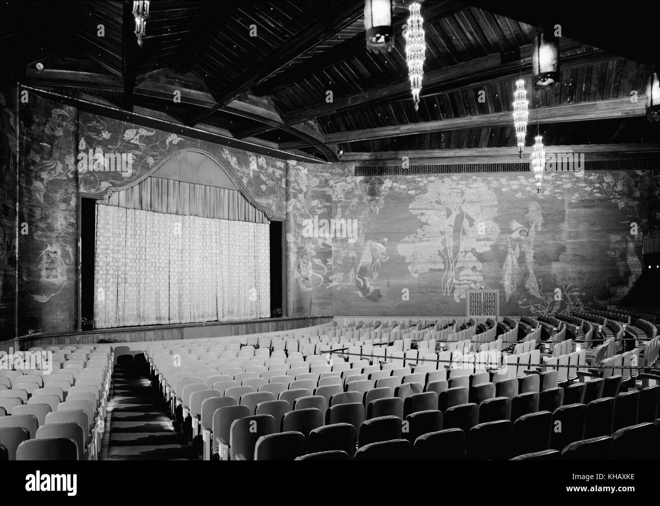 Interior view of the Paramount Theatre in Palm Beach, Florida. The historic movie palace was built in 1926 and designed in the Moorish Revival and Spanish Colonial Revival style by Joseph Urban as a silent movie theater just prior to the advent of "talkies". (Photo c1972) Stock Photo