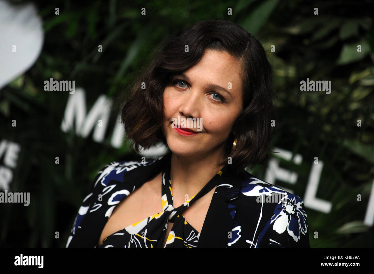 Maggie gyllenhaal 2017 hi-res stock photography and images - Alamy