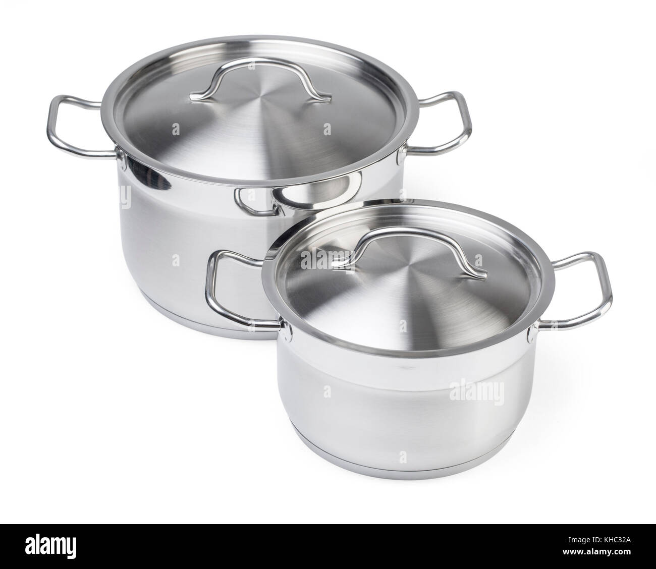 https://c8.alamy.com/comp/KHC32A/two-stainless-steel-pots-isolated-on-white-background-with-clipping-KHC32A.jpg