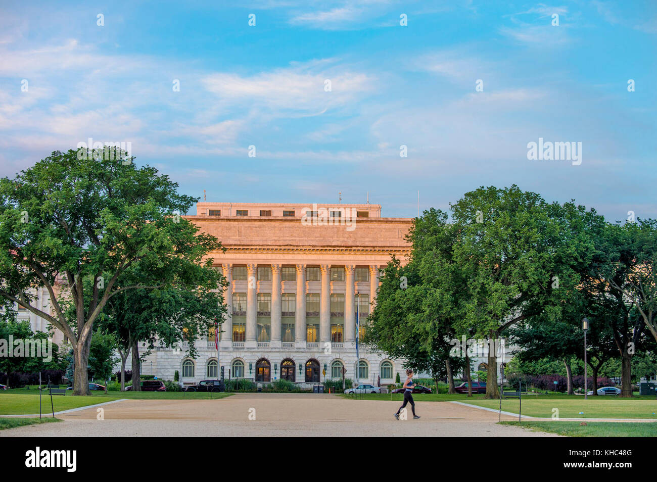 Usda washington building hi-res stock photography and images - Alamy