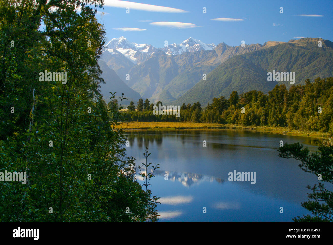 Stunning lake on New Zealand's South Island Stock Photo - Alamy