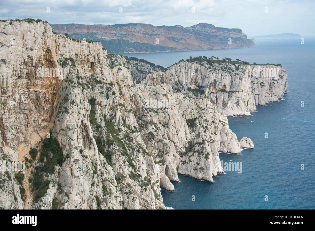White cliffs in Calanques national park *** Local Caption *** France ...