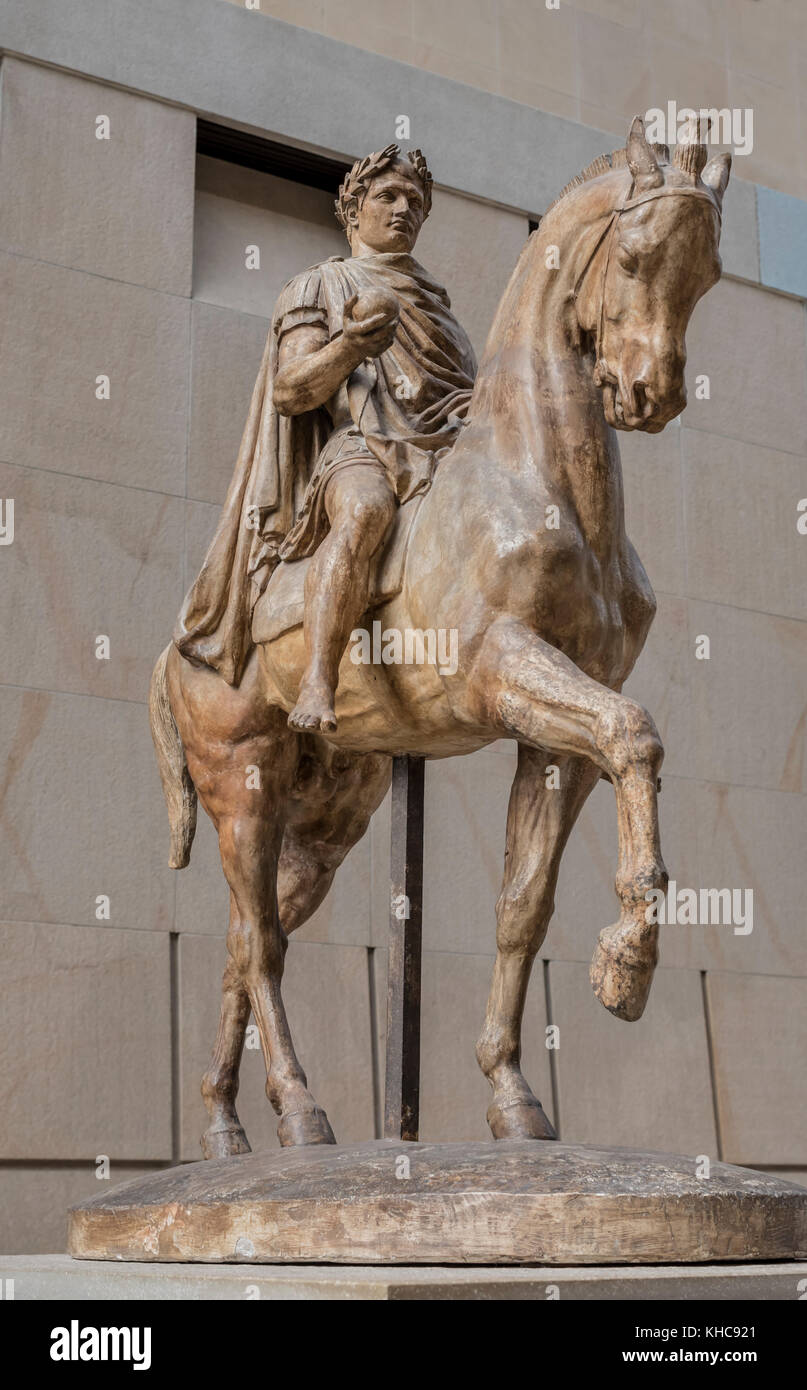 Napoleon 1 horseback hi-res stock photography and images - Alamy