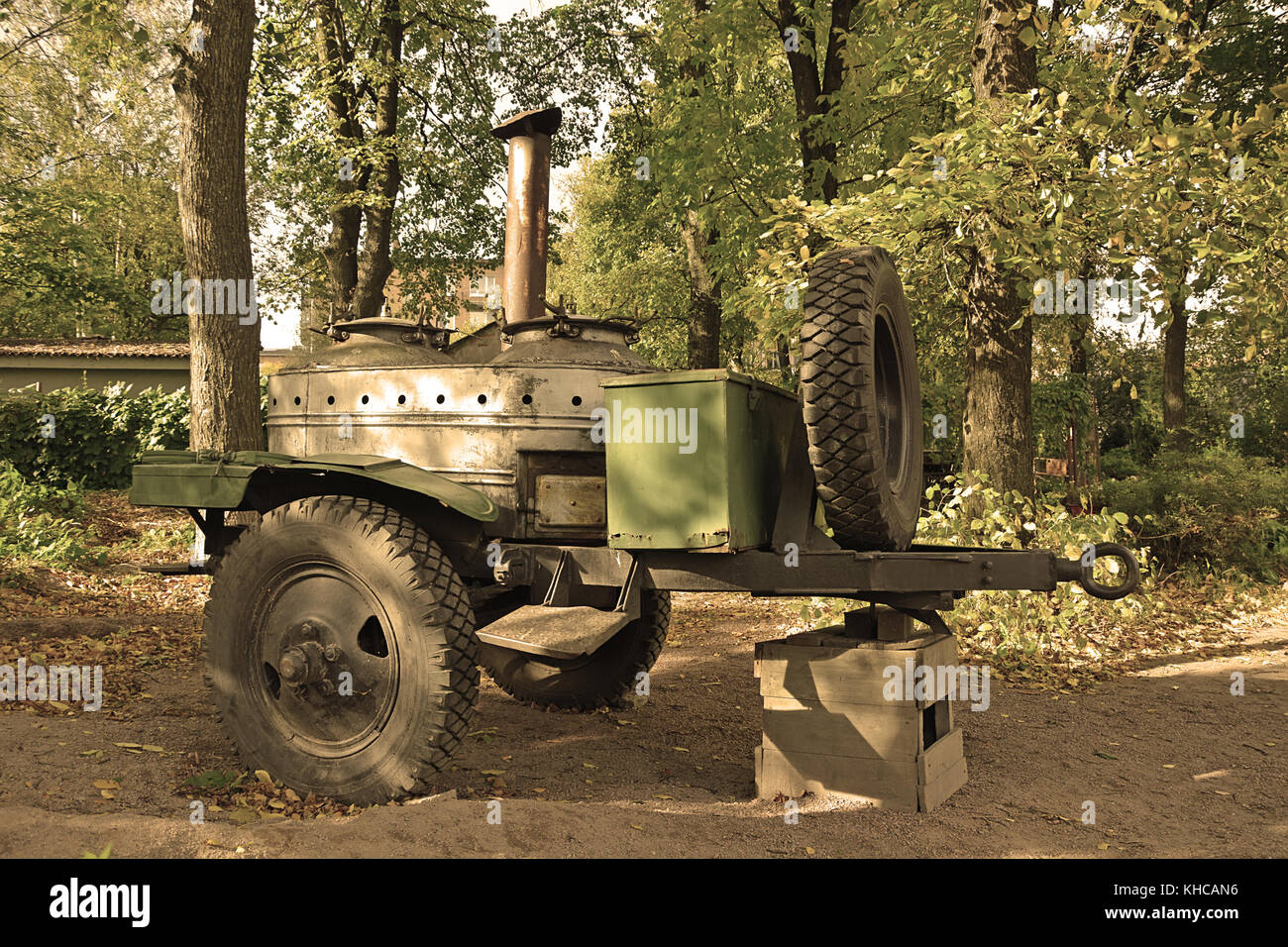Field kitchen hires stock photography and images Alamy