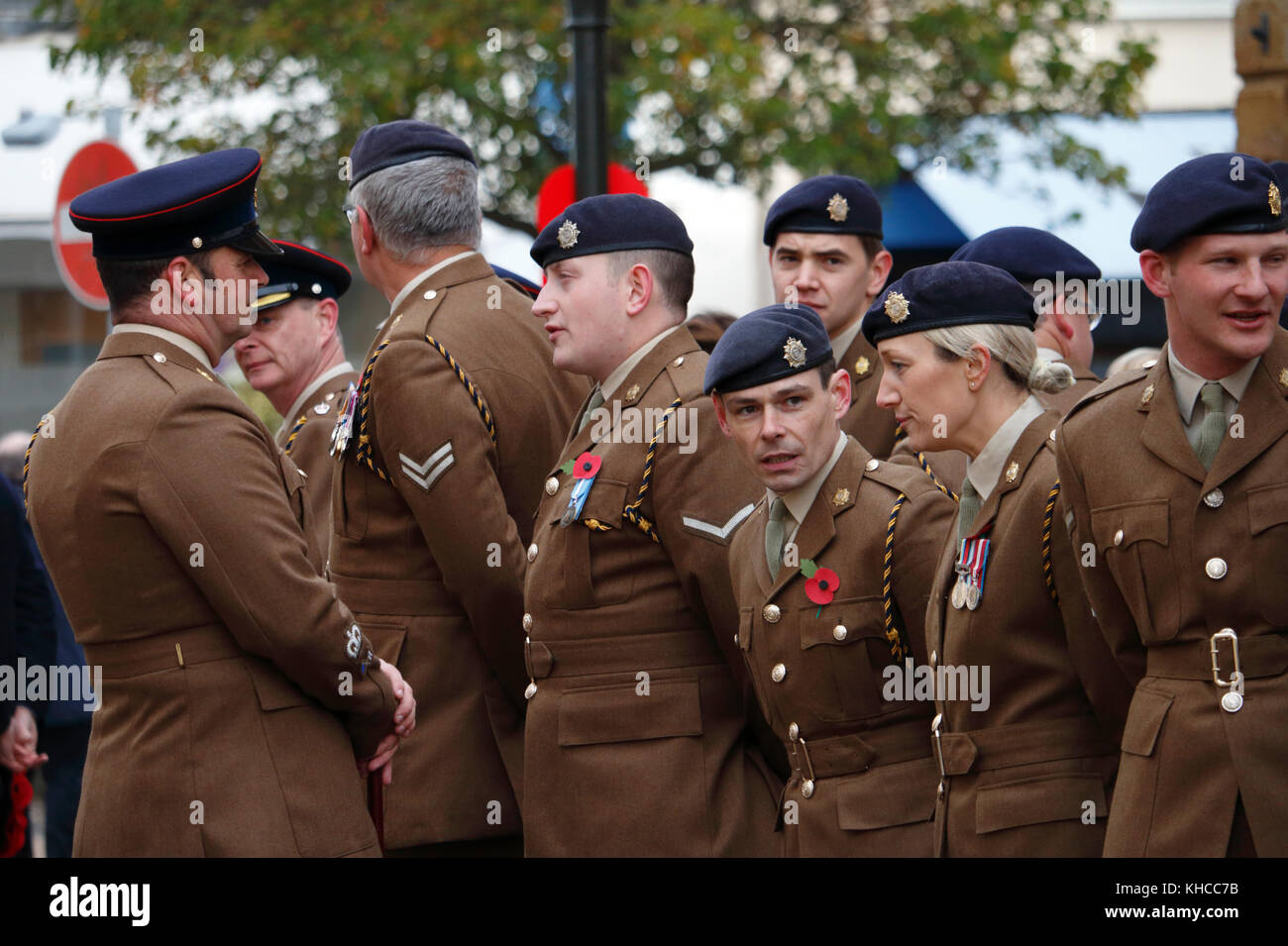 Military uniform medals beret hi-res stock photography and images - Alamy