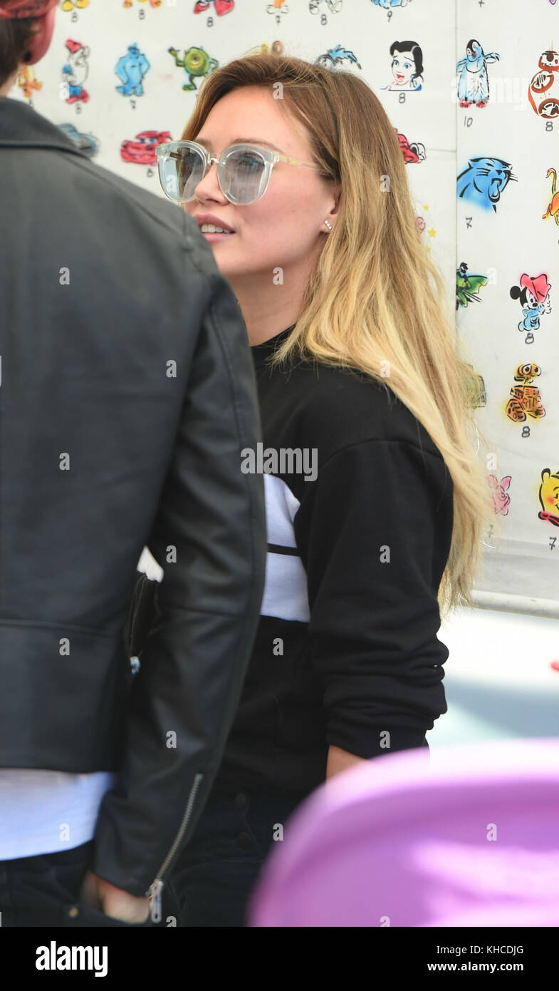 Hilary Duff and Matthew Koma go to the Farmers Market with friends and