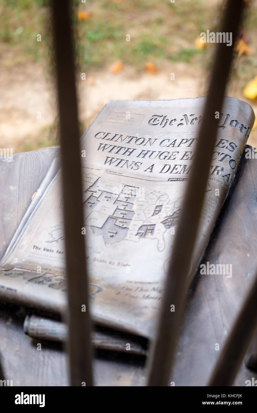 Grave marker of Paul Raymond Tully, democrat political strategist, director of political operations for the Democratic National Committee, Rock Creek  Stock Photo