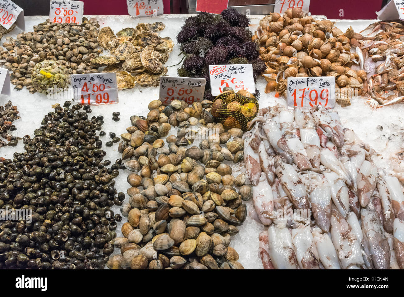 Fresh seafood for sale at a market in Madrid, Spain Stock Photo