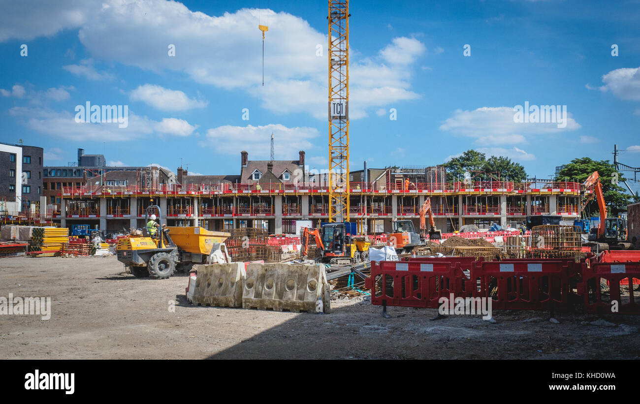 New housing development construction site in London (UK). 2017 ...