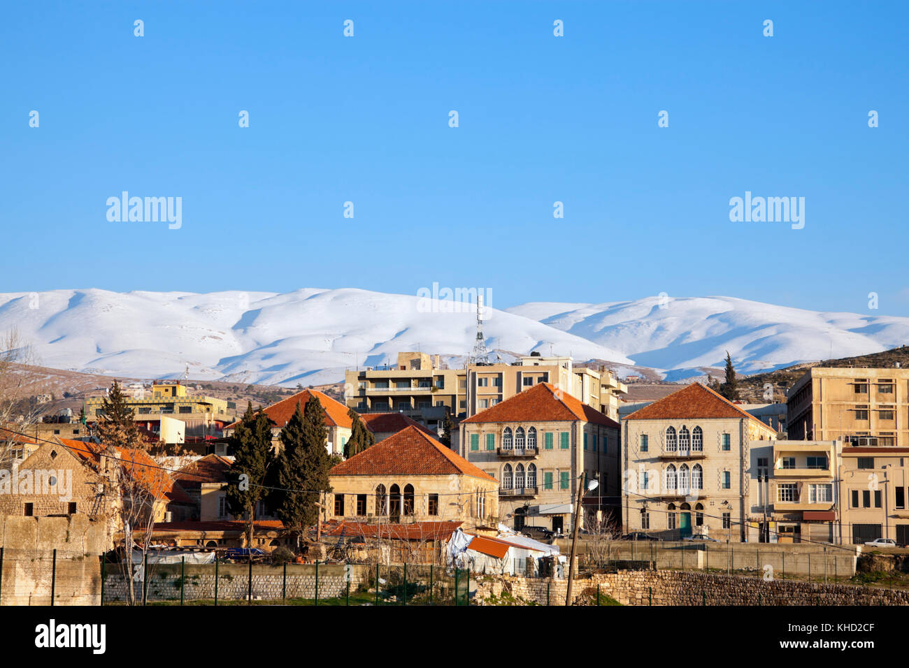Baalbek panorama with snowy mountains. Baalbek, Lebanon Stock Photo - Alamy