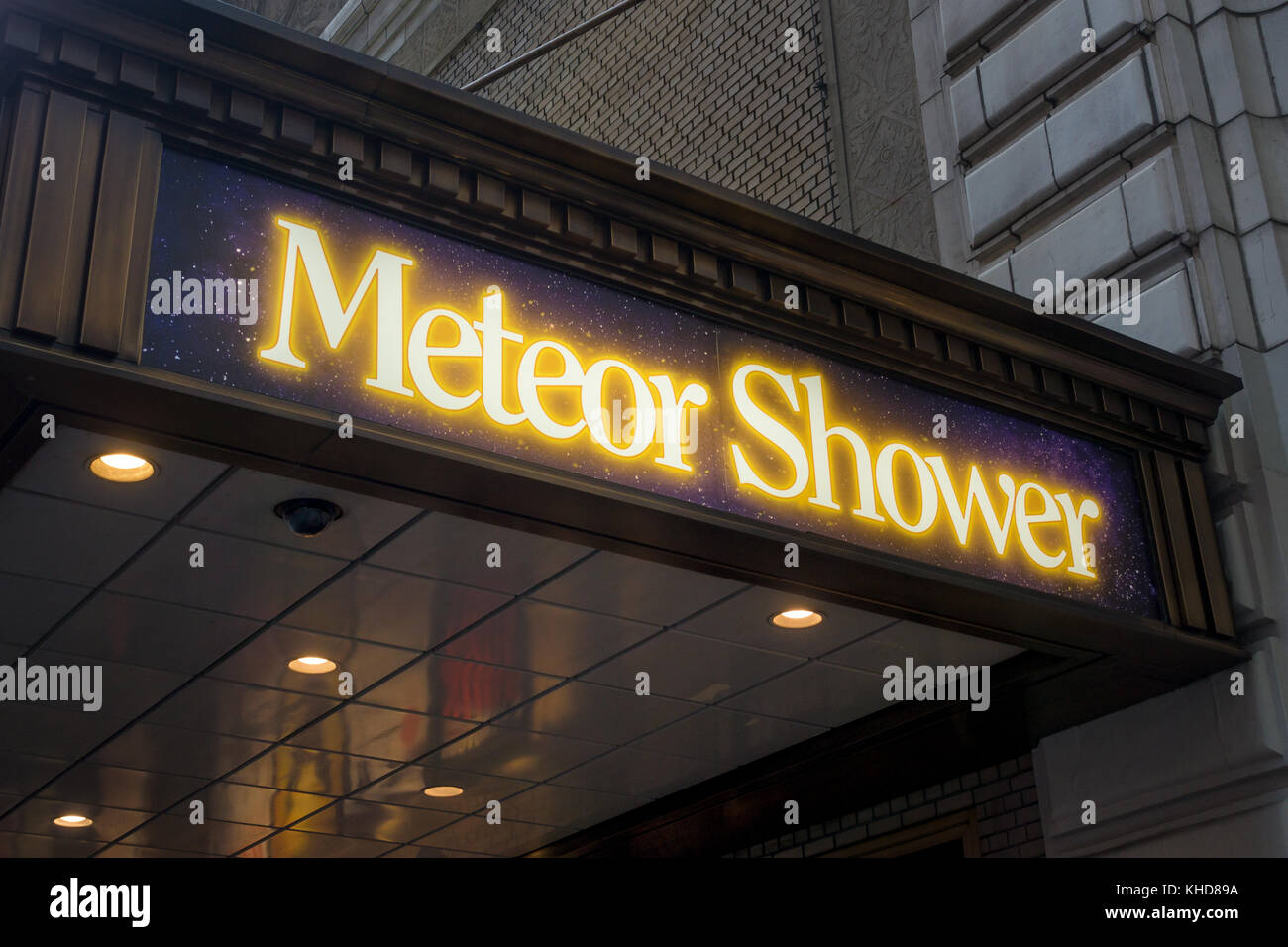 Meteor Shower, a comedy by Steve Martin staring Amy Schumer at the Booth Theatre in New York City Stock Photo