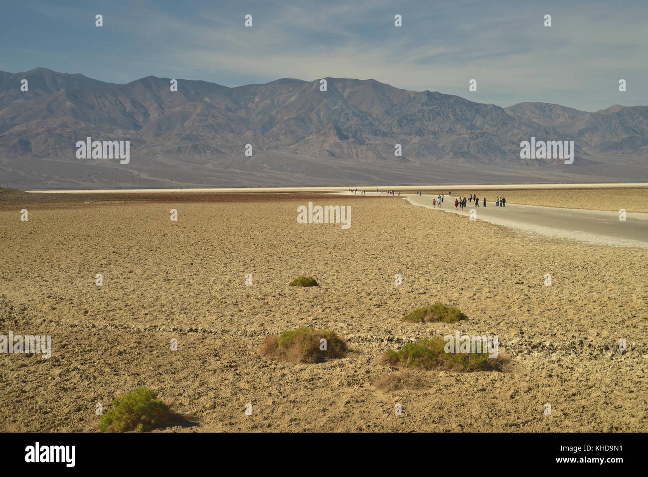 people walking Salt Flats Death Valley Stock Photo - Alamy