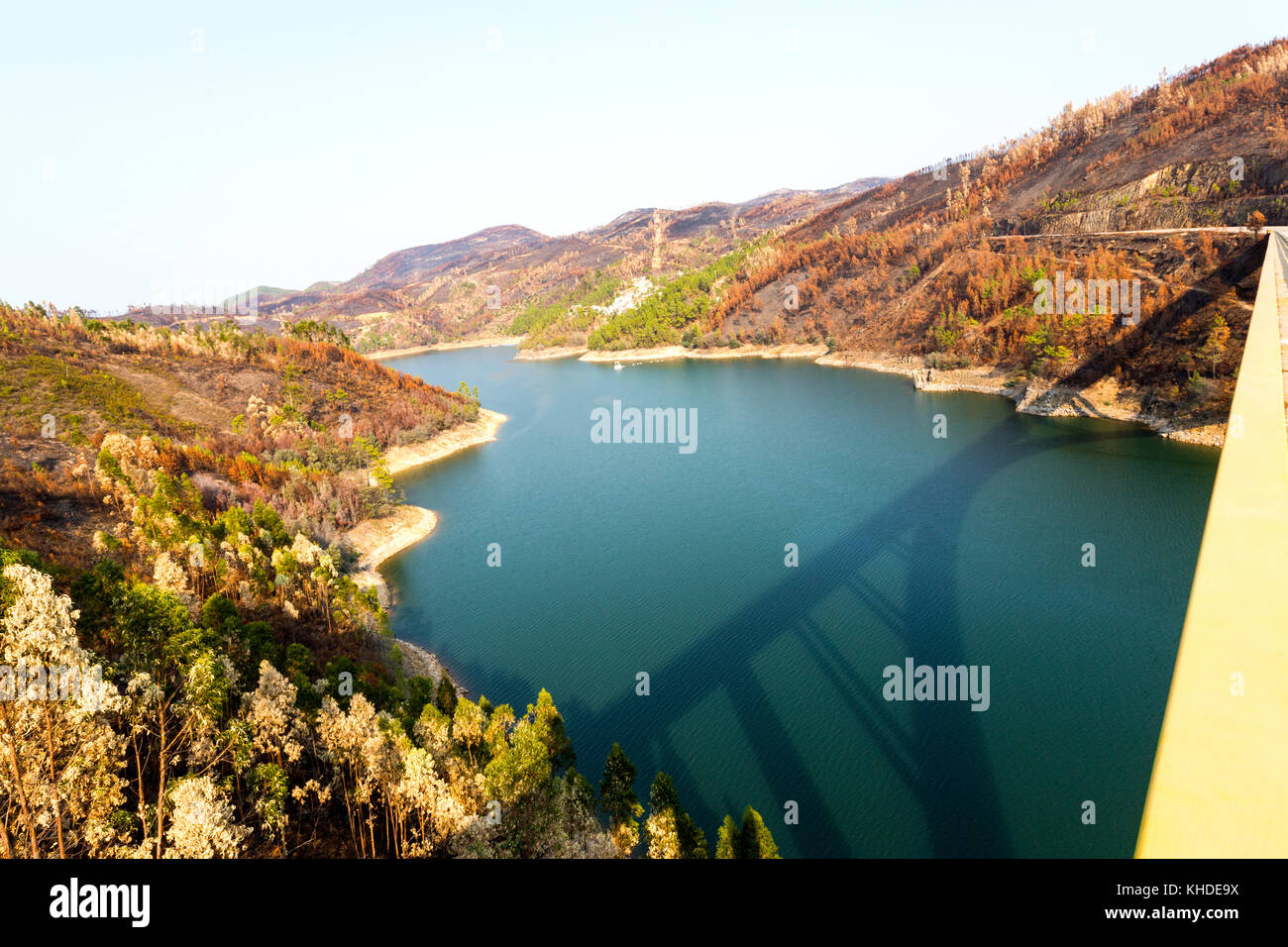 Forest fires destroyed hectatres of eucalypt and pine forests along the banks of the Castelo de Bode Dam during the extremely hot summer of 2017 in Ce Stock Photo