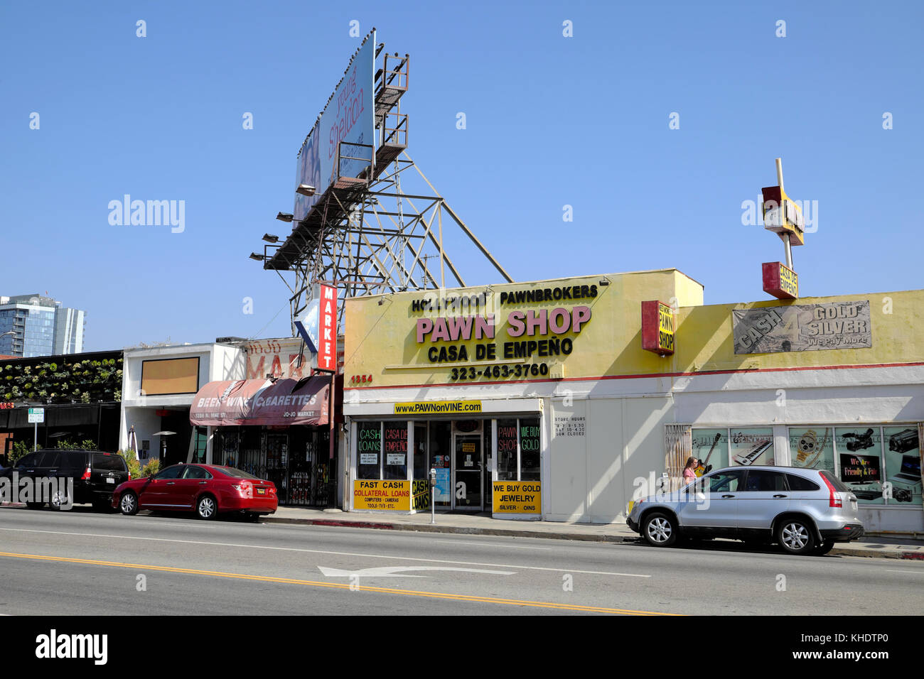 Pawn shop on Vine Street in Hollywood, Los Angeles, California USA   KATHY DEWITT Stock Photo