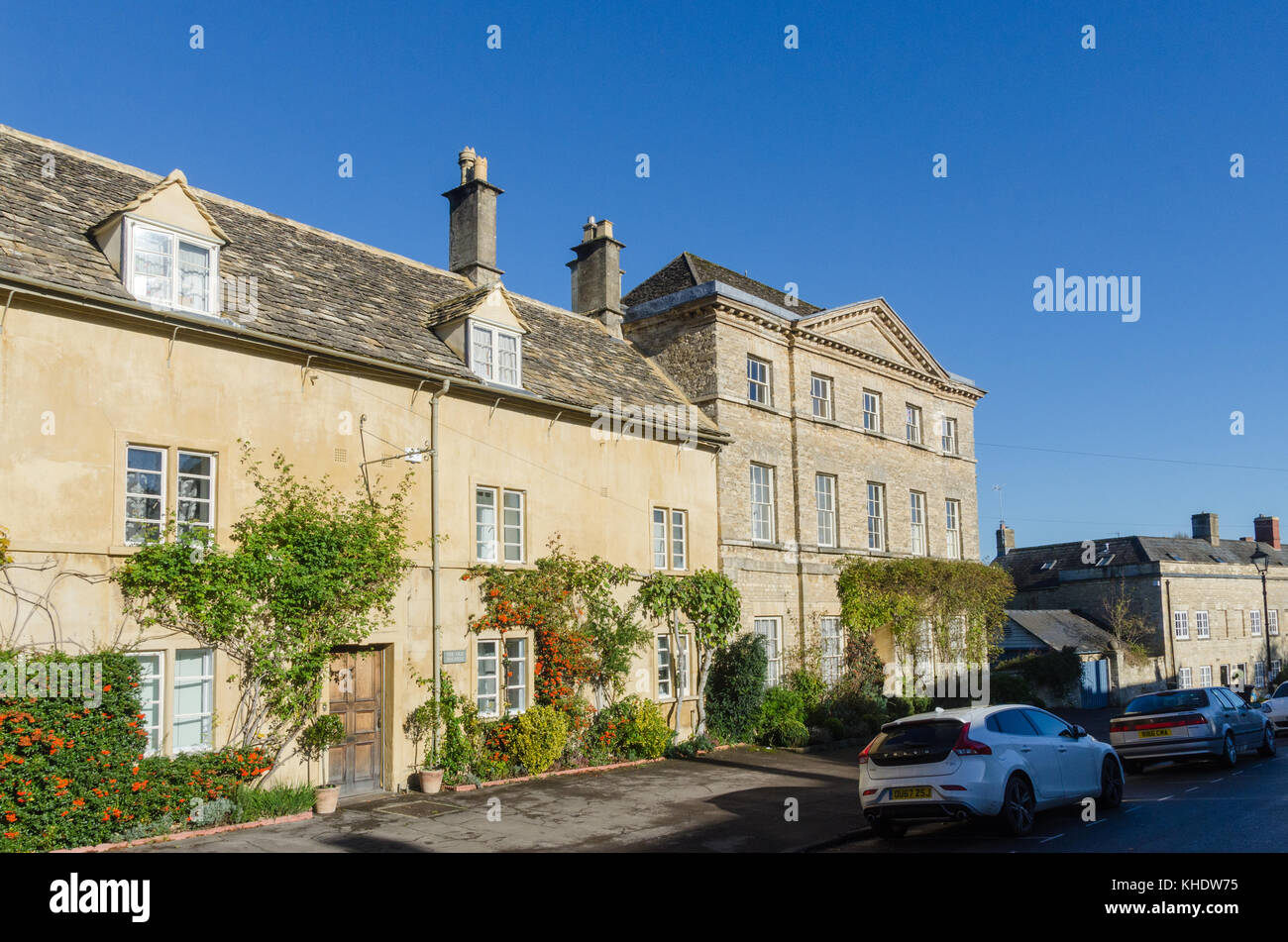 Cotswold stone houses in Cecily Hill in the Cotswold market town of  Cirencester, Gloucestershire, UK Stock Photo