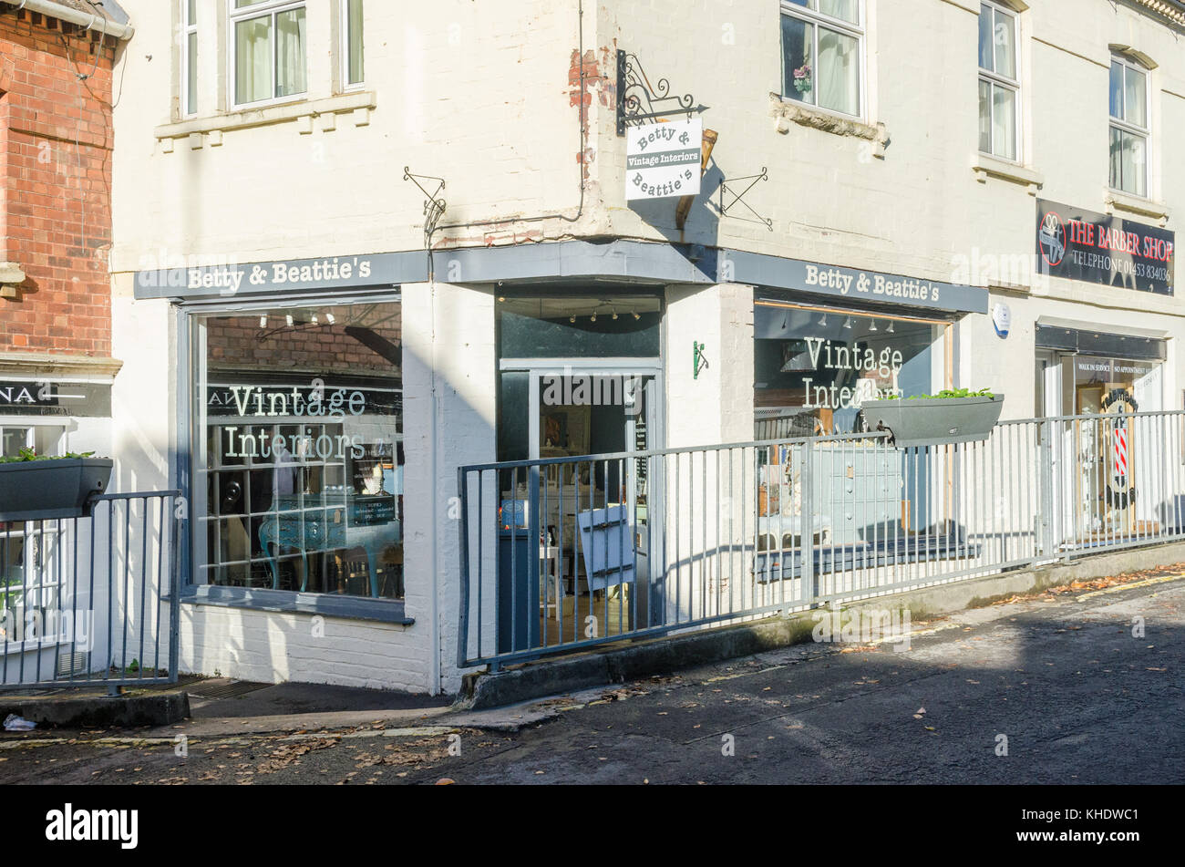 Betty and Beattie's Vintage Interiors Shop in Market Street, Nailsworth, Gloucestershire Stock Photo