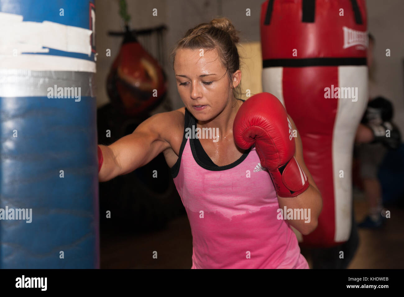 Hannah Robinson a female boxer who is the English Lightweight title