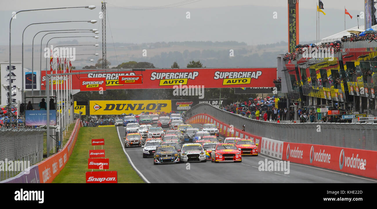 Supercheap Auto Bathurst 1000 at the Mount Panorama Circuit in Bathurst ...