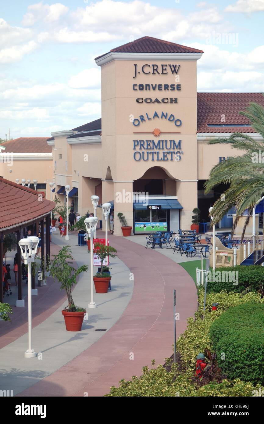 Orlando Florida Orlando Vineland Premium Outlets outlet factory store  fashion mall shopping Gucci designer outside exterior line queue Stock  Photo - Alamy