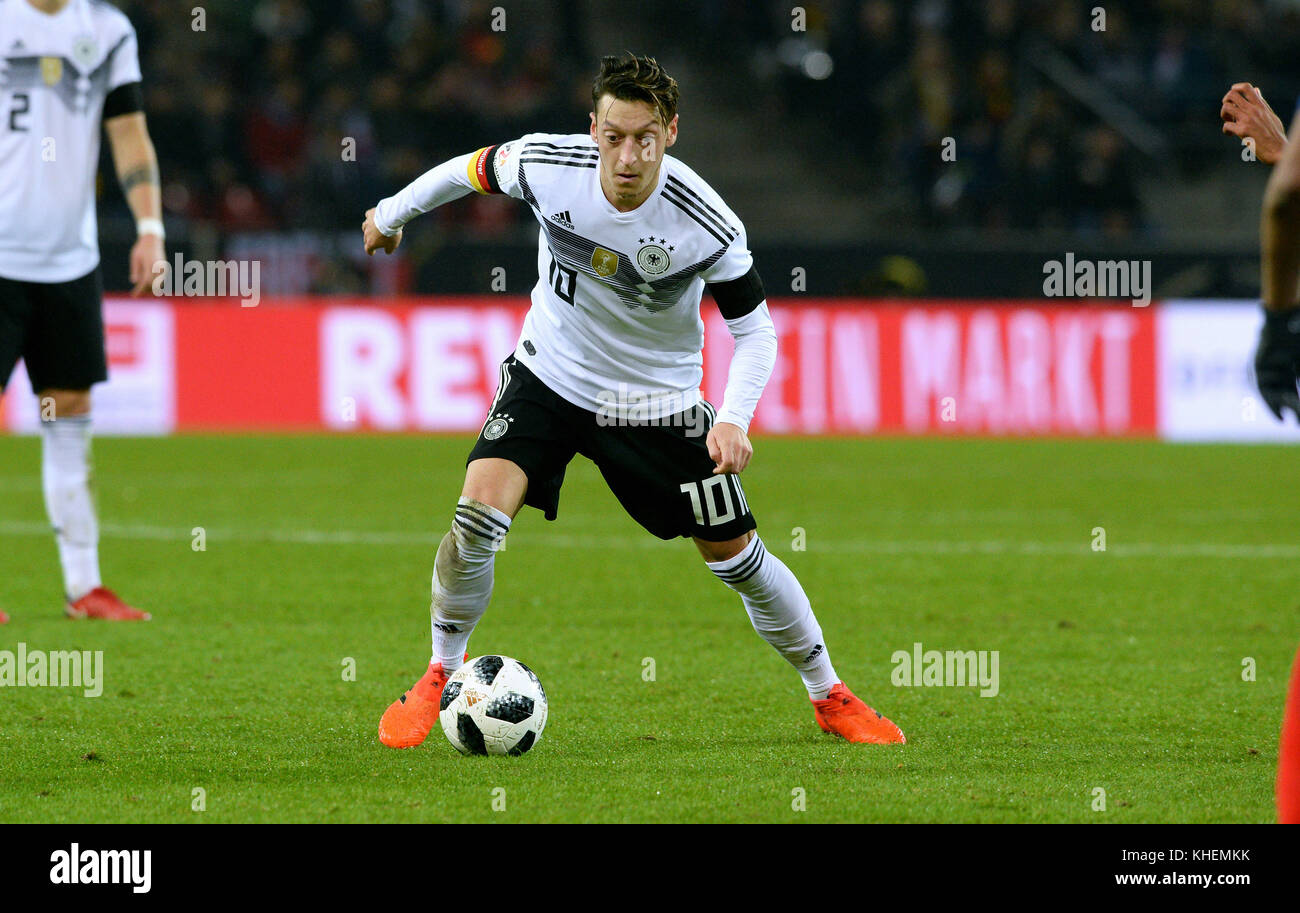 Ozil hi-res stock photography and images - Alamy Ozil hi-res stock photography and images - Alamy