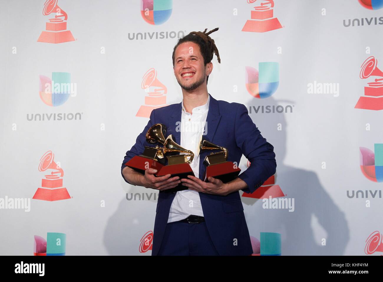 Las Vegas, NV, USA. 16th Nov, 2017. Vicente Garcia, Best New Artist, Best Singer-Songwriter Album (A La Mar) and Best Tropical Song (Bachata En Kingston) in the press room for 18th Annual Latin Grammy Awards Show - Press Room, MGM Grand Garden Arena, Las Vegas, NV November 16, 2017. Credit: JA/Everett Collection/Alamy Live News Stock Photo