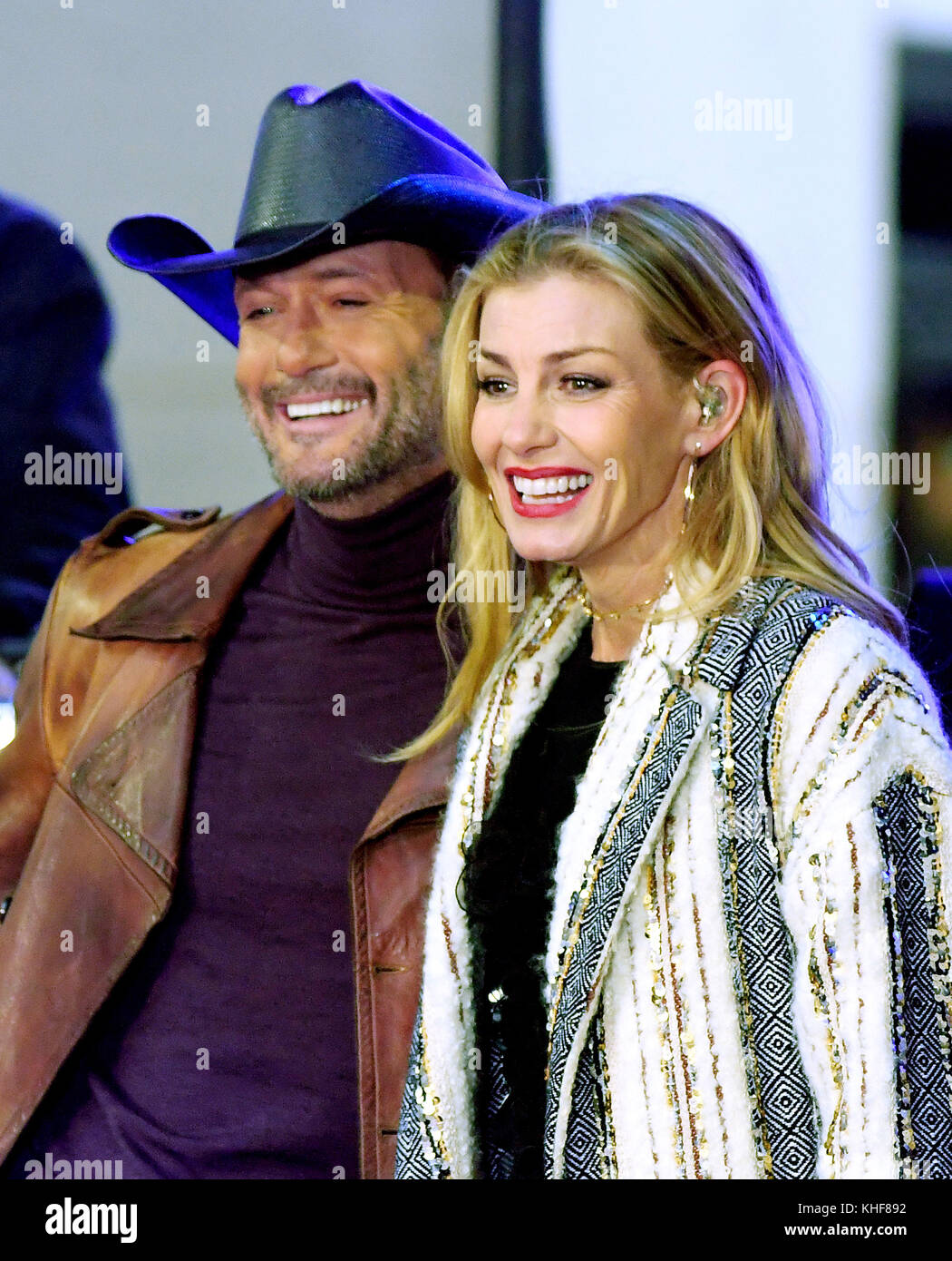 New York, NY, USA. 4th Nov, 2017. Faith Hill and Tim McGraw perform at