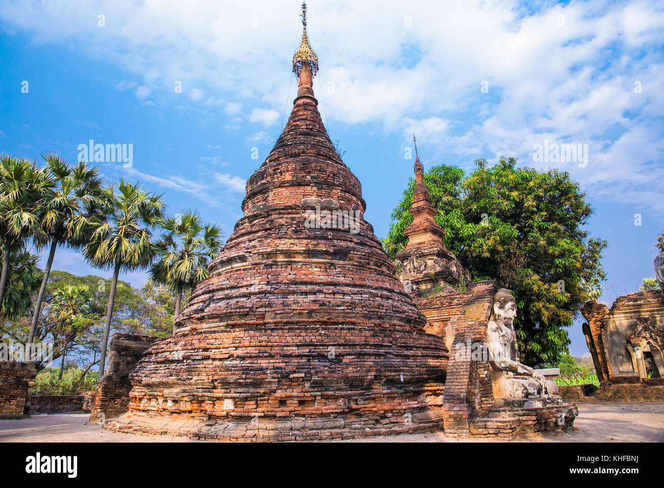 The ruins of the Bagaya Monastery in the ancient city of Innwa (Ava) near Mandalay. Myanmar. (Burama) Stock Photo