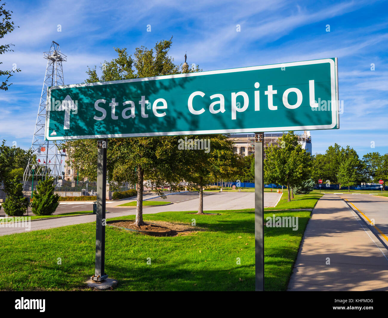 Direction sign to Oklahoma State Capitol Stock Photo Alamy