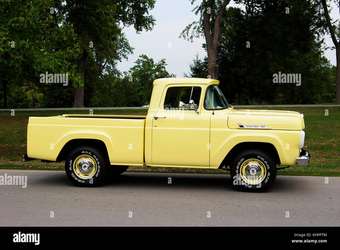 1960 Mercury M 100 Pickup Truck Stock Photo 165689208 Alamy