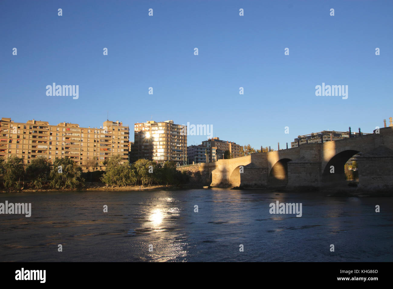 Puente de Piedra Stone Bridge over Ebro River Zaragoza Spain Stock Photo