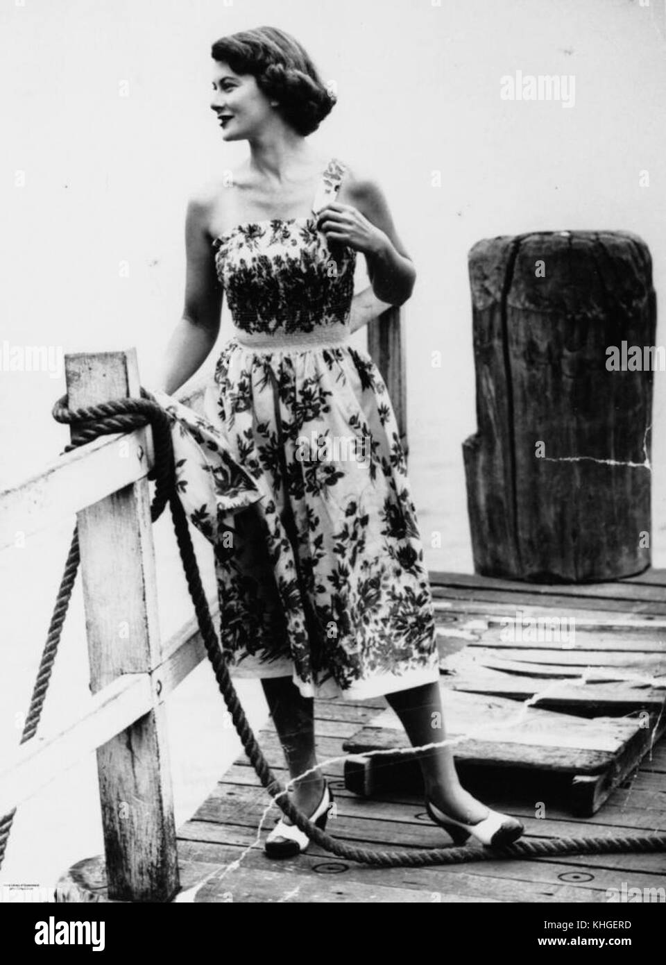Buy GAESHOW 1950s Retro Dress Floral Printed Hepburn Sleeveless