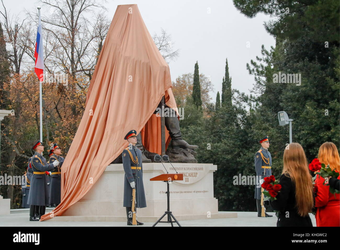 Yalta, Russia. 18th Nov, 2017. The unveiling of a monument to Emperor
