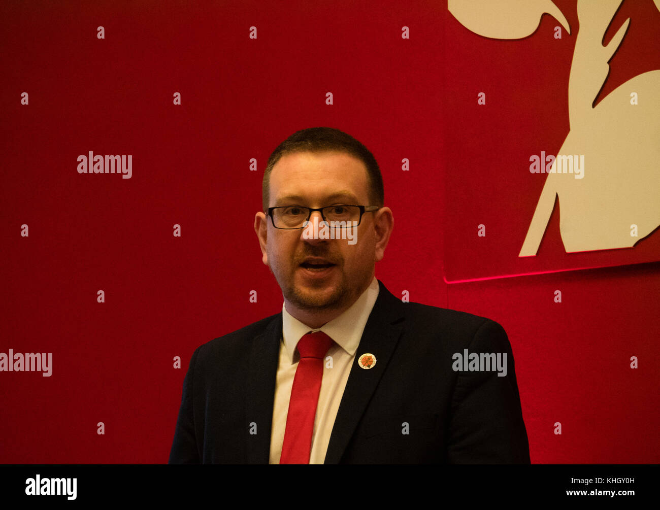 Huntingdon, UK. 18th November, 2017. Andrew Gwynne MP the British Labour party's shadow secretary of state for communities and local government Credit: William Edwards/Alamy Live News Stock Photo