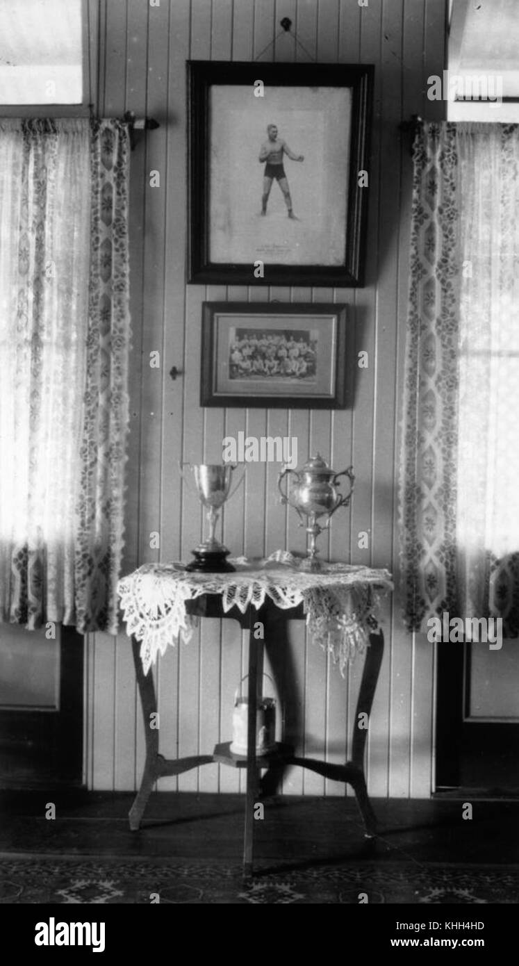 2 157222 Interior of Dorothy's house in Cairns, 1925 Stock Photo Alamy