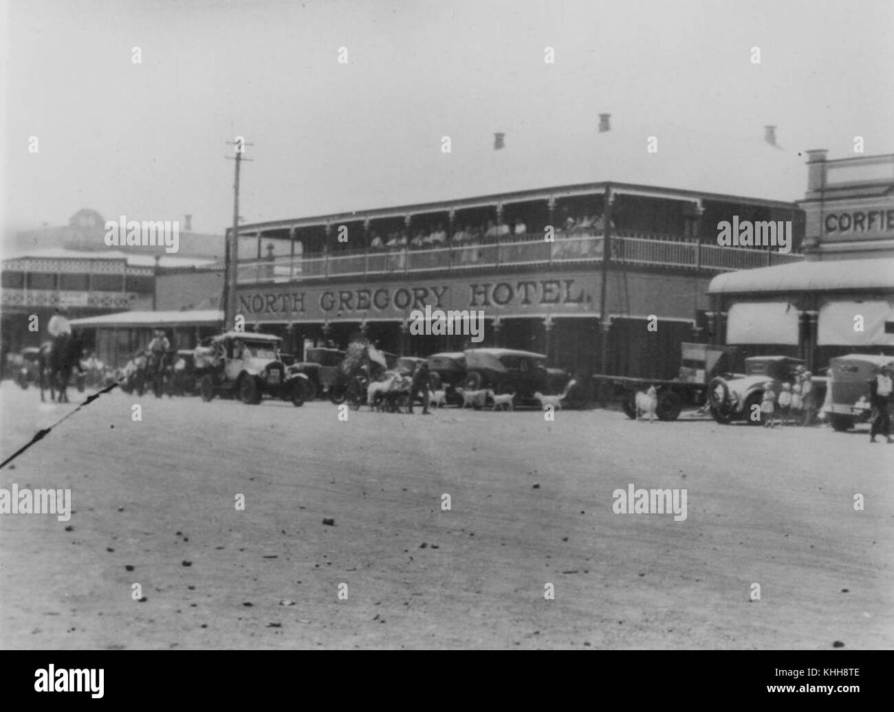 1 55148 North Gregory Hotel, Winton, ca. 1930 Stock Photo Alamy