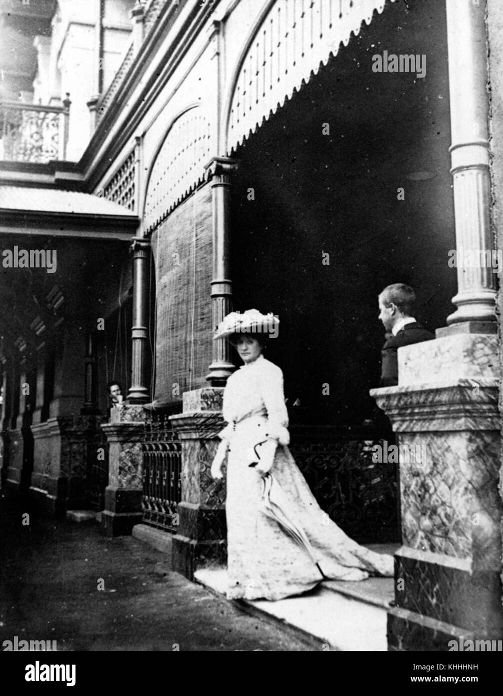1 69095 Dame Nellie Melba photographed outside the Gresham Hotel