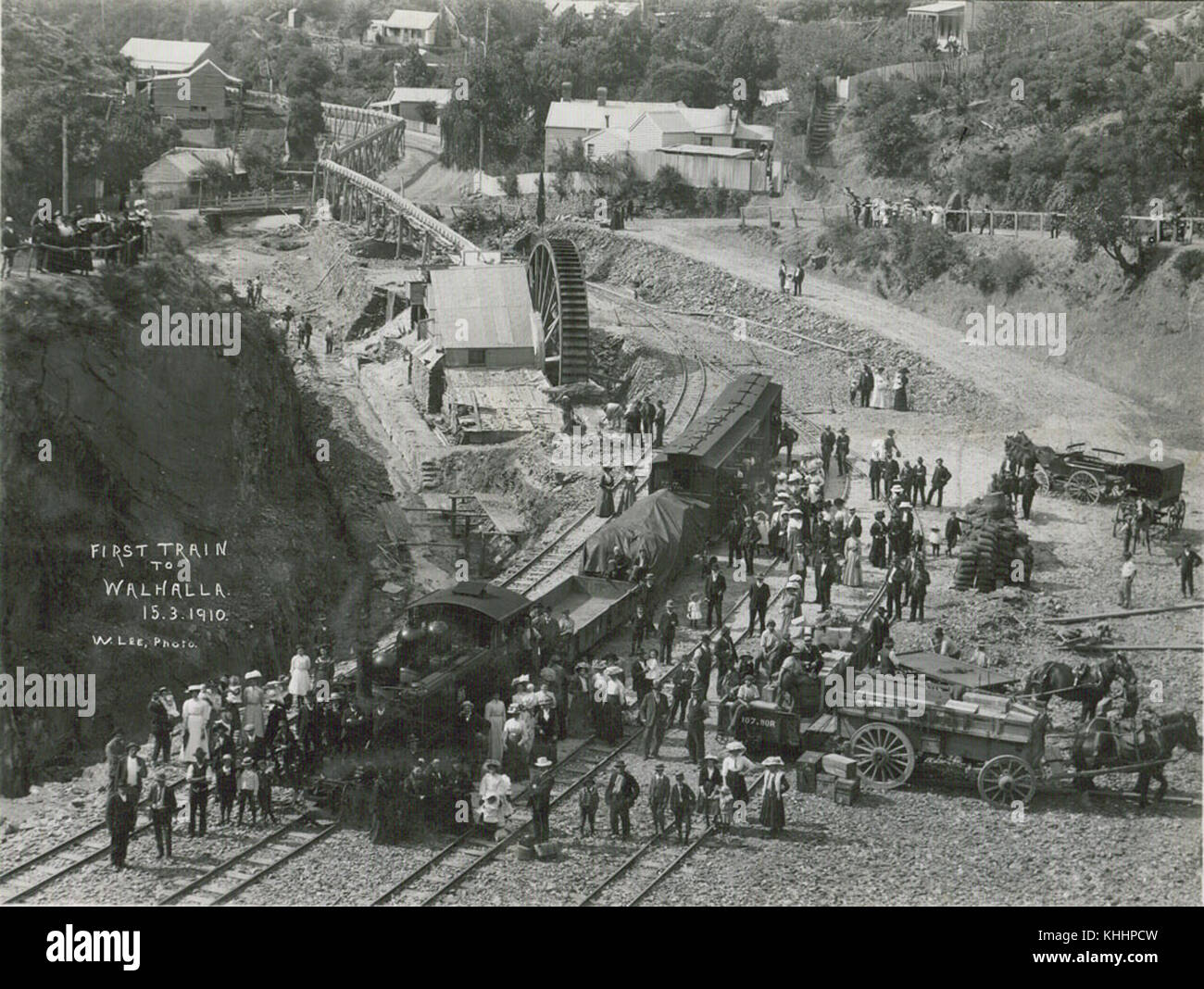 Walhalla 1910 first train Stock Photo - Alamy