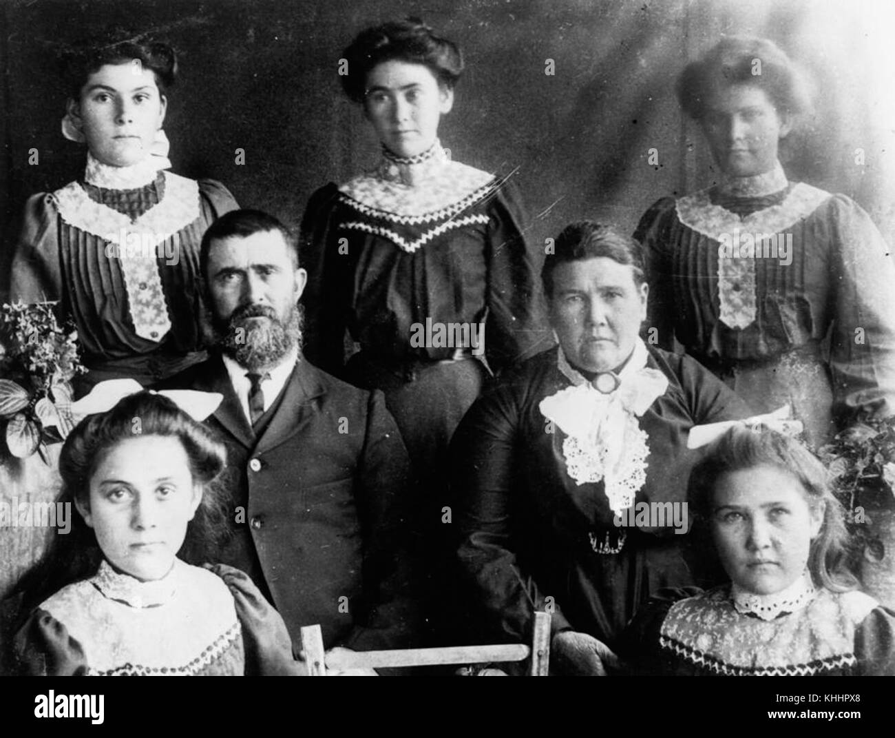 2 191135 Family of Samuel and Sarah Heale, Yarraman, 1909 Stock Photo ...