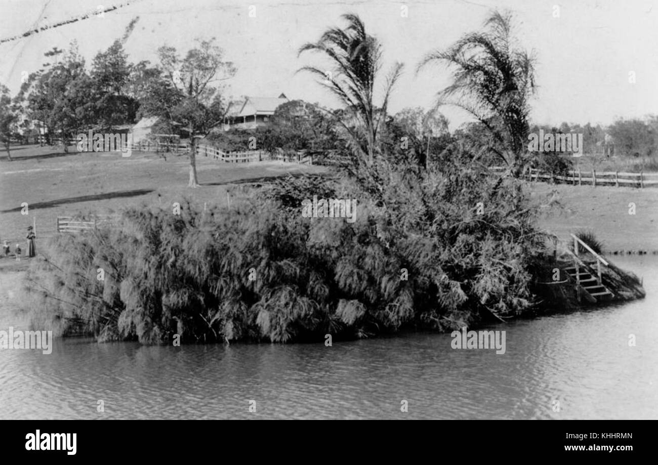 1 76731 'Irvinebank' residence and lake at Fairfield, ca. 1911 Stock