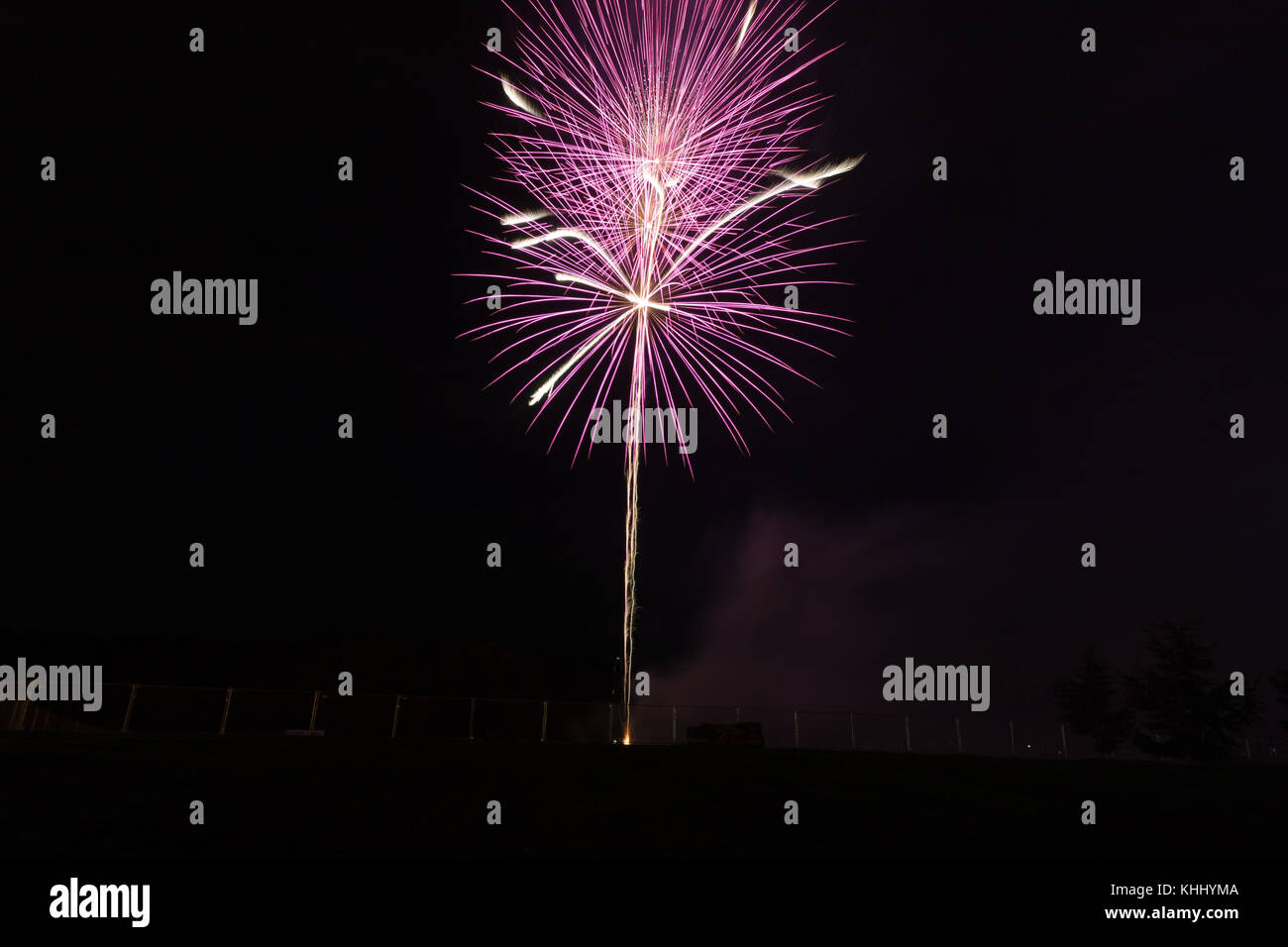 Fireworks display on Guy Fawkes day Stock Photo - Alamy